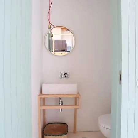 Wood & Blue House - Nyaraló