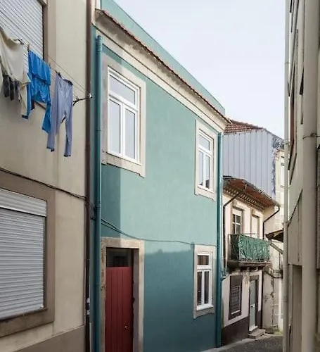 Wood & Blue House - Hébergement de vacances Oporto